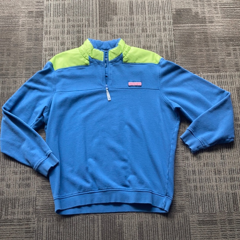 Large vineyard vines blue and lime color large